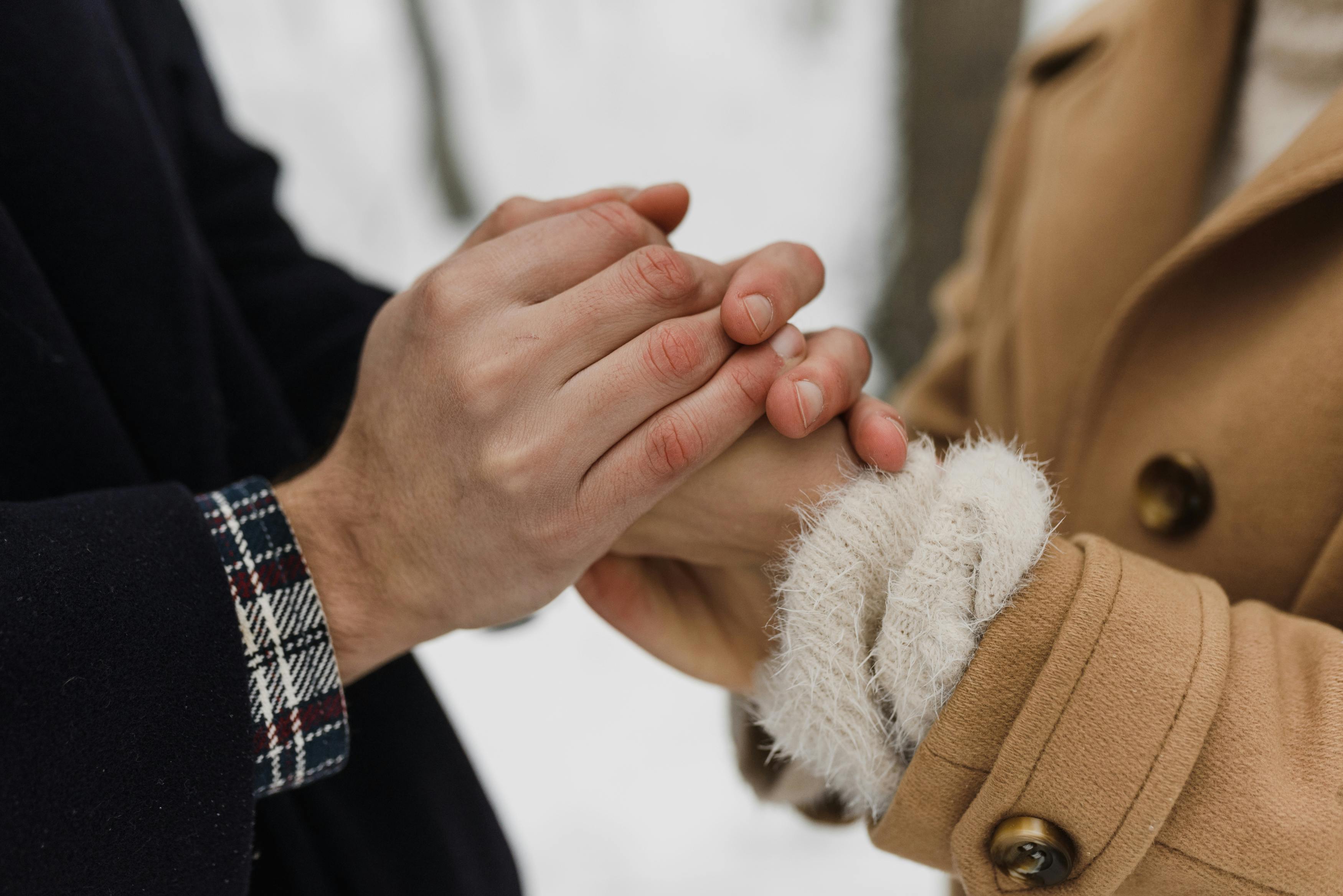 Cold Hands and Feet? What It Means For Your Yang Energy